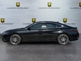 Used 2024 Lexus ES 300h w/ Premium Package image 2