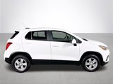 Used 2022 Chevrolet Trax LS w/ Tint and Cruise Package image 5