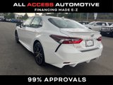 Used 2022 Toyota Camry SE image 3