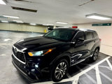 Used 2022 Toyota Highlander XLE image 3