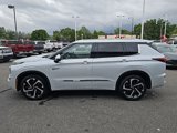 New 2025 Mitsubishi Outlander 4WD Plug-In Hybrid image 4