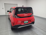 Used 2023 Kia Soul LX image 6
