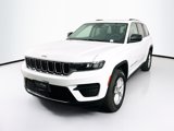 Used 2024 Jeep Grand Cherokee Laredo X image 3