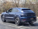 Certified 2024 Porsche Cayenne Coupe image 3