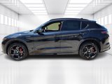 New 2025 Alfa Romeo Stelvio Sprint image 2