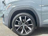 New 2025 Volkswagen Atlas Cross Sport SEL Premium R-Line image 5