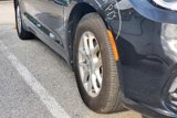 Used 2023 Chrysler Pacifica Touring-L image 4