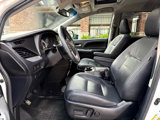 Used 2017 Toyota Sienna SE image 5
