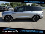 Used 2024 Lincoln Nautilus Reserve image 6
