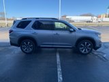 New 2025 Honda Pilot Touring image 4