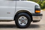 Used 2015 GMC Savana 3500 Extended image 4