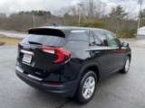 Used 2024 GMC Terrain SLE image 5