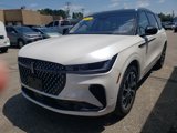 Used 2024 Lincoln Nautilus Reserve w/ Equipment Group 202A image 3