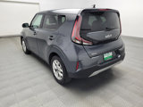 Used 2023 Kia Soul LX w/ LX Technology Package image 5
