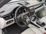 Used 2024 Porsche Macan image 4