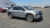 New 2026 Chevrolet Traverse LT w/ Driver Confidence Package image 2