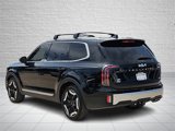 Used 2024 Kia Telluride EX w/ EX Captain's Chair Package image 3