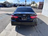 Used 2018 Toyota Camry LE image 4