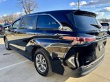 Used 2022 Toyota Sienna LE image 5