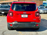 Used 2017 Jeep Renegade Latitude w/ Popular Equipment Group image 5
