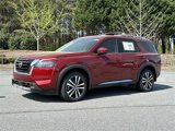 New 2025 Nissan Pathfinder Platinum image 3