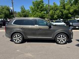 Used 2022 Kia Telluride S image 4