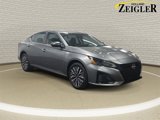 Used 2024 Nissan Altima 2.5 SV image 3