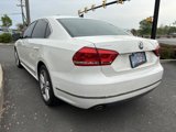 Used 2014 Volkswagen Passat TDI SEL Premium image 4