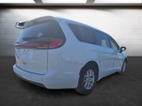Used 2024 Chrysler Pacifica Touring-L image 5