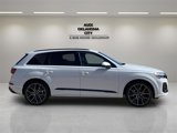 New 2025 Audi Q7 3.0T Prestige image 4