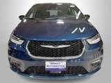 New 2025 Chrysler Pacifica Select image 3