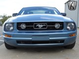 Used 2005 Ford Mustang Coupe image 2