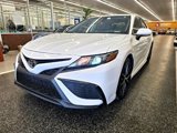 Used 2023 Toyota Camry SE image 2
