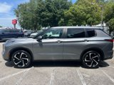 Used 2023 Mitsubishi Outlander SE image 4