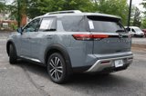 New 2025 Nissan Pathfinder Platinum image 3