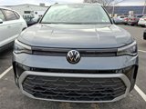 New 2025 Volkswagen Taos SE image 3