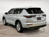 New 2025 Mitsubishi Outlander ES image 5