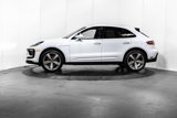 Certified 2025 Porsche Macan image 2