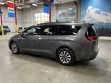 Used 2021 Chrysler Pacifica Touring-L image 3