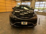Used 2018 Chrysler Pacifica Touring Plus w/ Tire & Wheel Group image 2