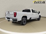 Used 2024 GMC Sierra 3500 Denali image 5