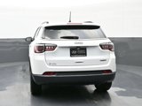 Used 2022 Jeep Compass Latitude image 4