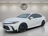 Used 2025 Toyota Camry SE image 3