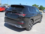New 2025 Mitsubishi Outlander SE image 3