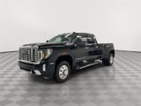 New 2025 GMC Sierra 3500 Denali w/ Denali Reserve Package image 6
