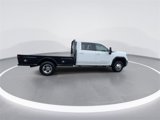 Used 2024 GMC Sierra 3500 SLE w/ SLE Convenience Package image 5
