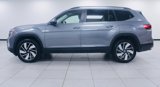 Used 2024 Volkswagen Atlas SE image 2