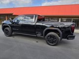 Used 2022 GMC Sierra 2500 Denali w/ Denali Black Diamond Edition image 6