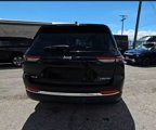 Used 2023 Jeep Grand Cherokee Limited image 4