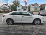 Used 2012 Chrysler 200 Limited image 4
